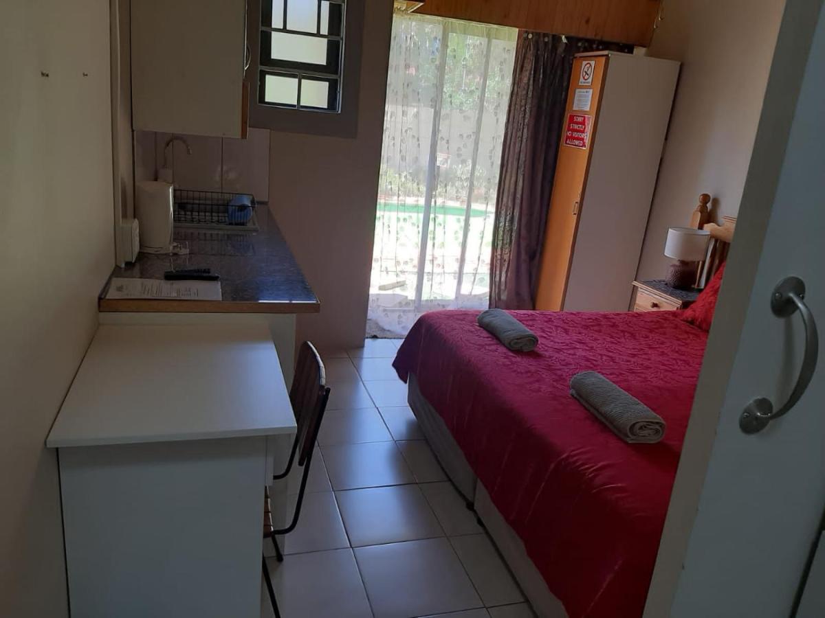 Chariots Guest House Polokwane Exterior foto